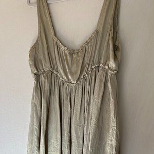 White House Black Market 100% Silk Silver Crinkle Tunic Tank